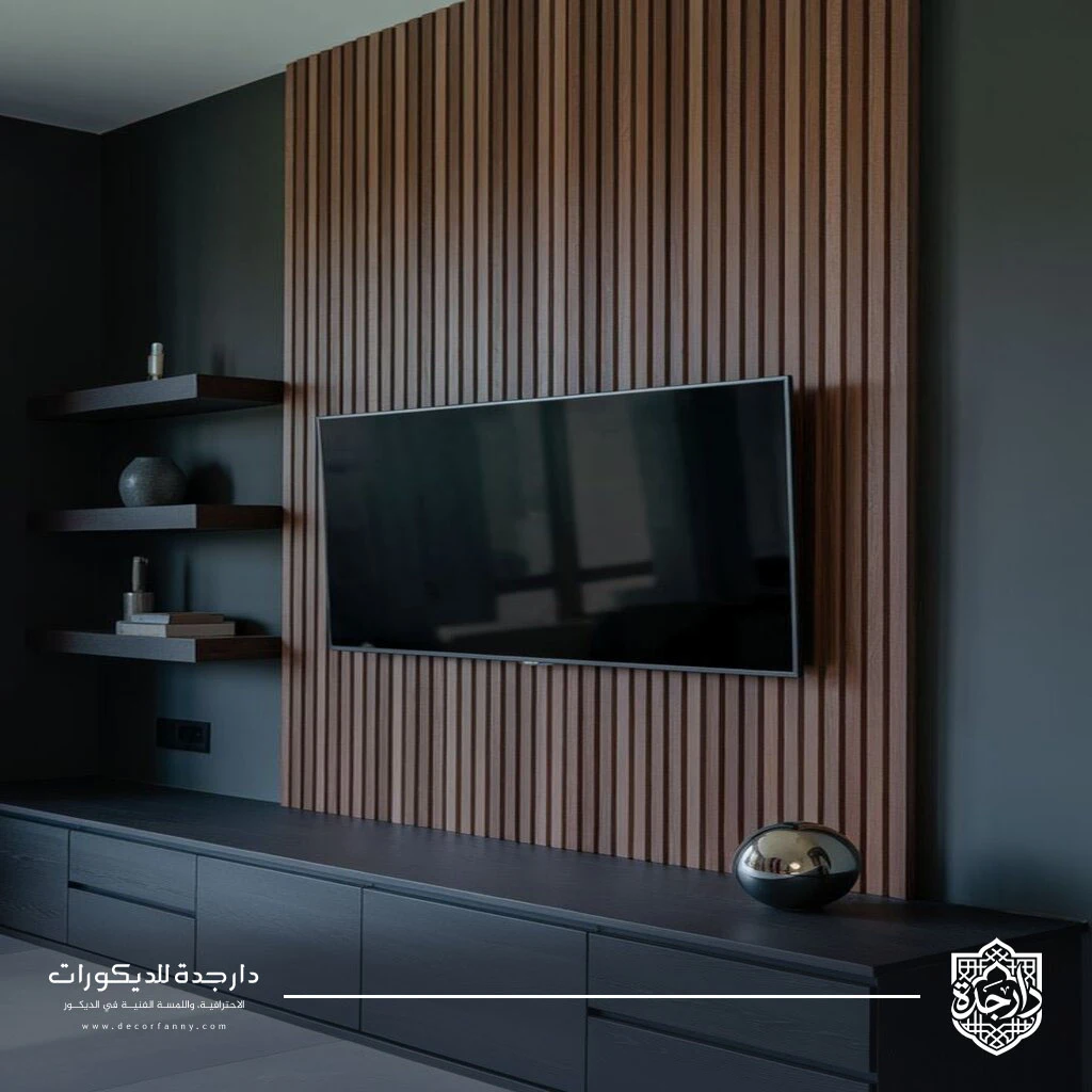 بديل الخشب خلف التلفزيون بجدة